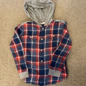 Boys Nordstrom Tucker & Tate hooded light flannel up shirt (size 5)